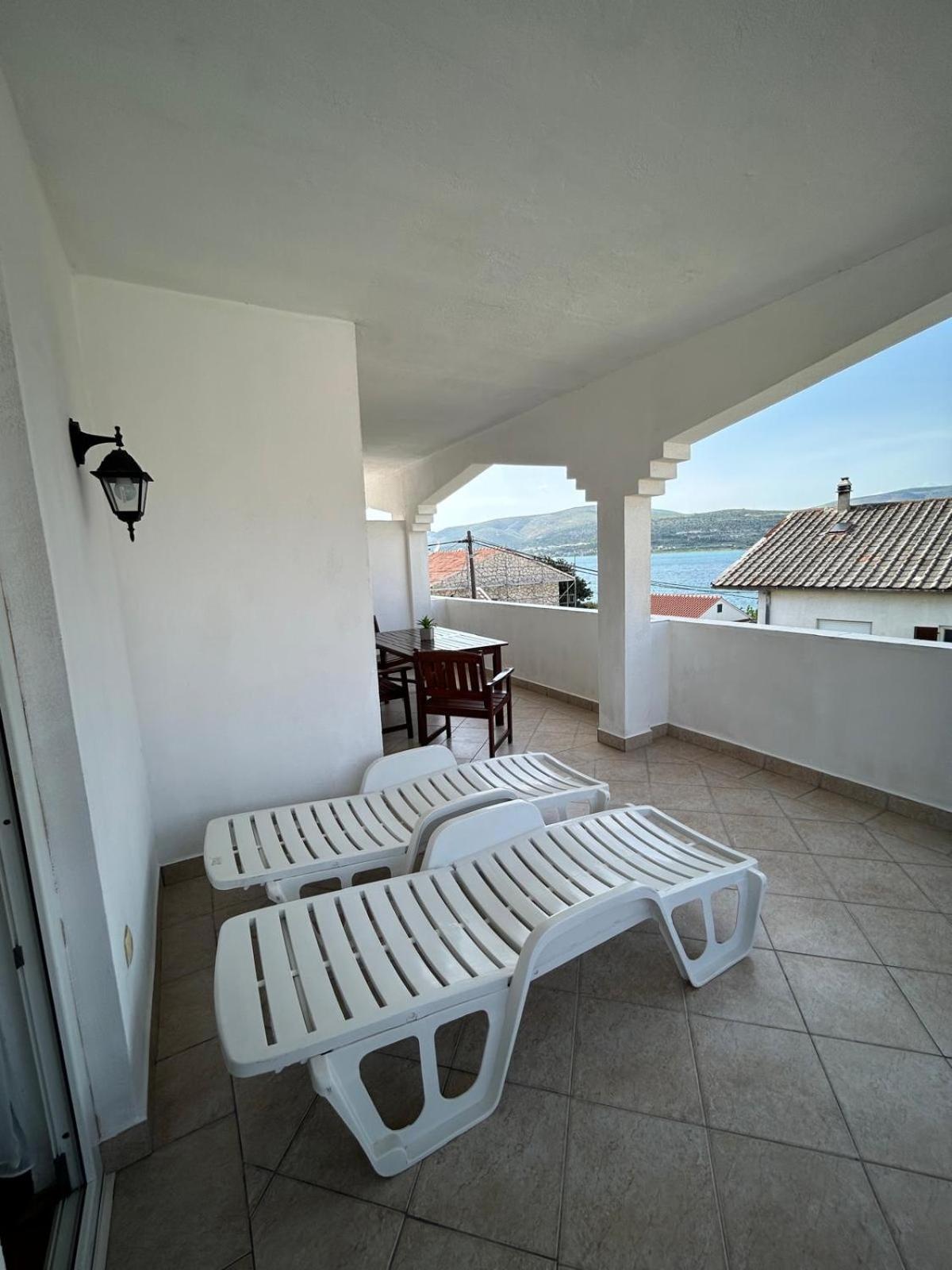 Apartmani Grgic Trogir Ngoại thất bức ảnh