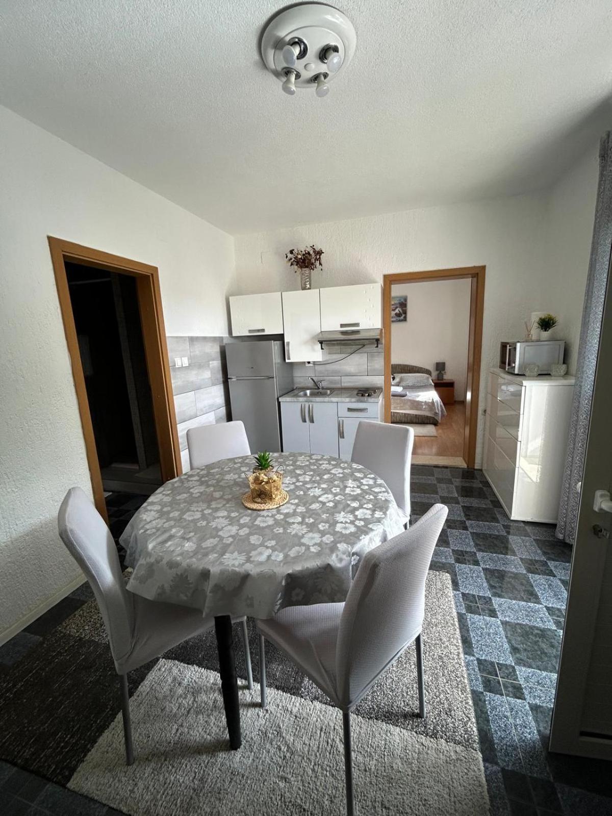Apartmani Grgic Trogir Ngoại thất bức ảnh